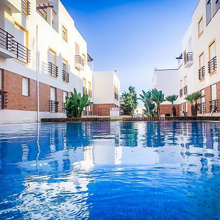 Cabanas Terraces - Pool And Seaview タヴィラ エクステリア 写真