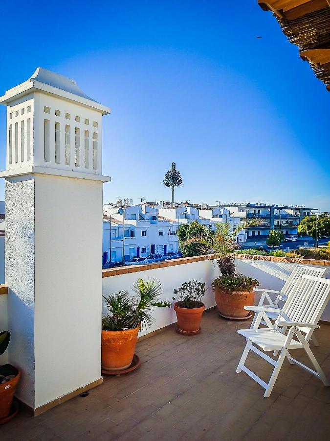 Cabanas Terraces - Pool And Seaview タヴィラ エクステリア 写真